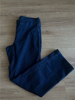 NYDJ Navy Blue Denim Straight Leg Jeans - Stretch with ‘Lift Tuck Tech’ Sz 6